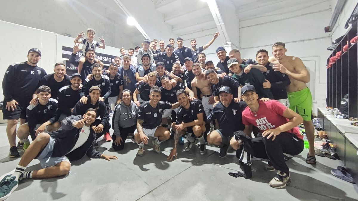 Gimnasia y Esgrima está muy cerca de jugar una final por un ascenso.