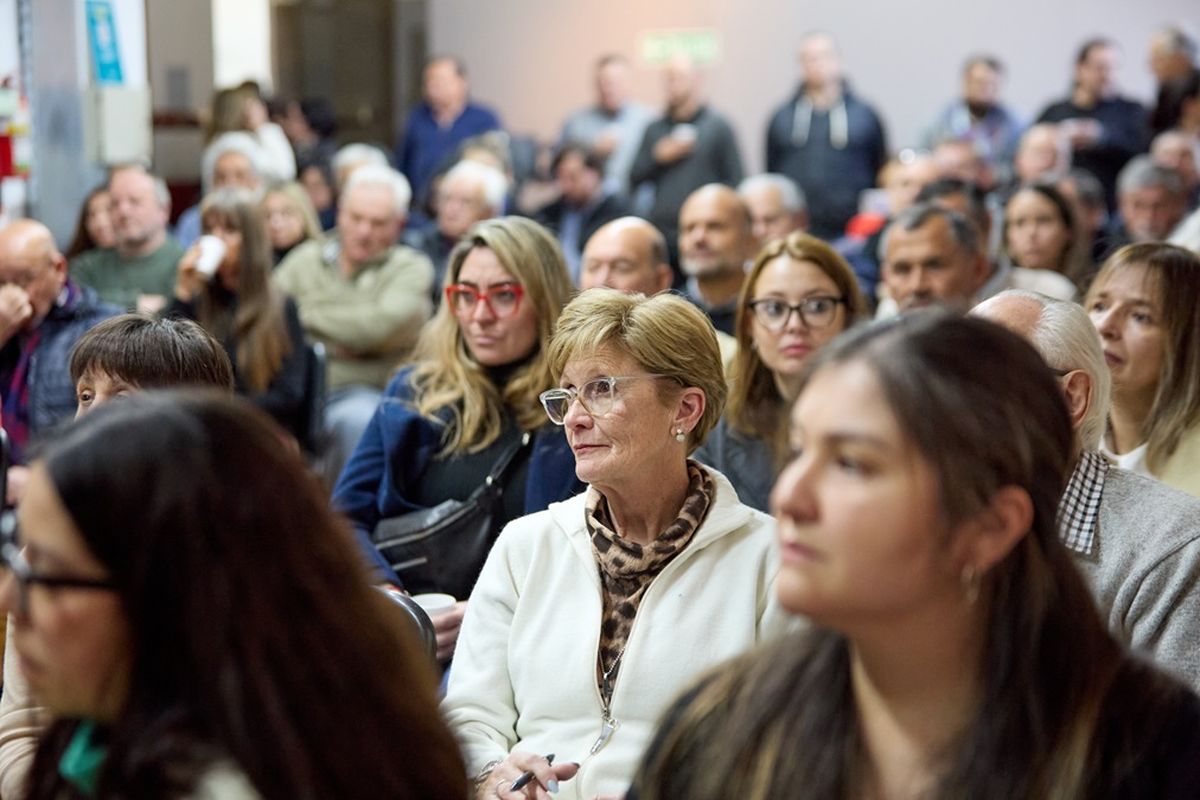Esta herramienta permitirá a las Inspecciones de Cauce volcar los estados y asientos contables, al igual que los balances según las normativas correspondientes. Esta herramienta permitirá a las Inspecciones de Cauce volcar los estados y asientos contables, al igual que los balances según las normativas correspondientes.