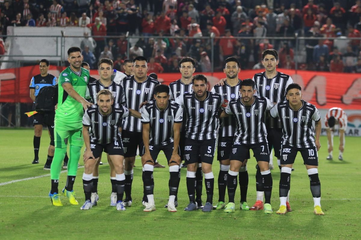 Gimnasia y Esgrima fue goleado por San Martín de Tucumán en la Primera Nacional Gimnasia y Esgrima fue goleado por San Martín de Tucumán en la Primera Nacional