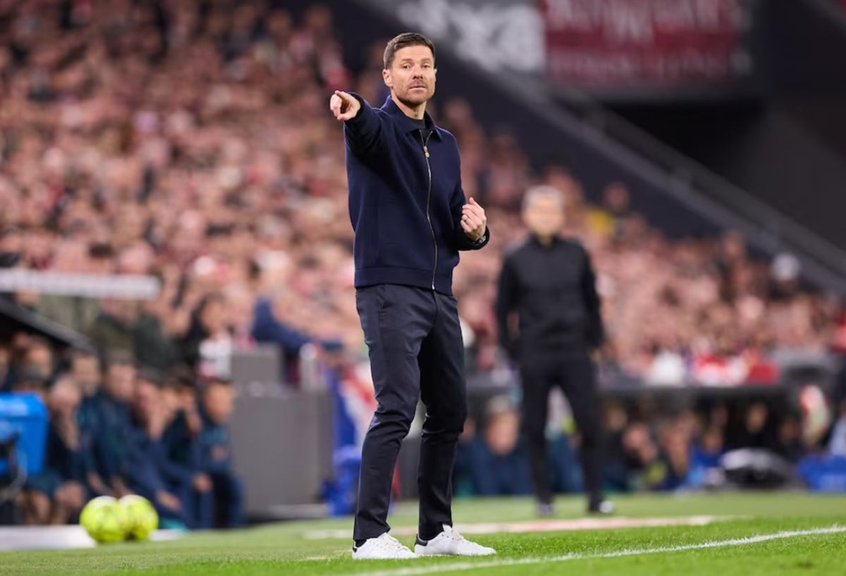 Xabi Alonso tiene unos problemas para realizar el once inicial que incluir&iacute;a a Franco Mastantuono.