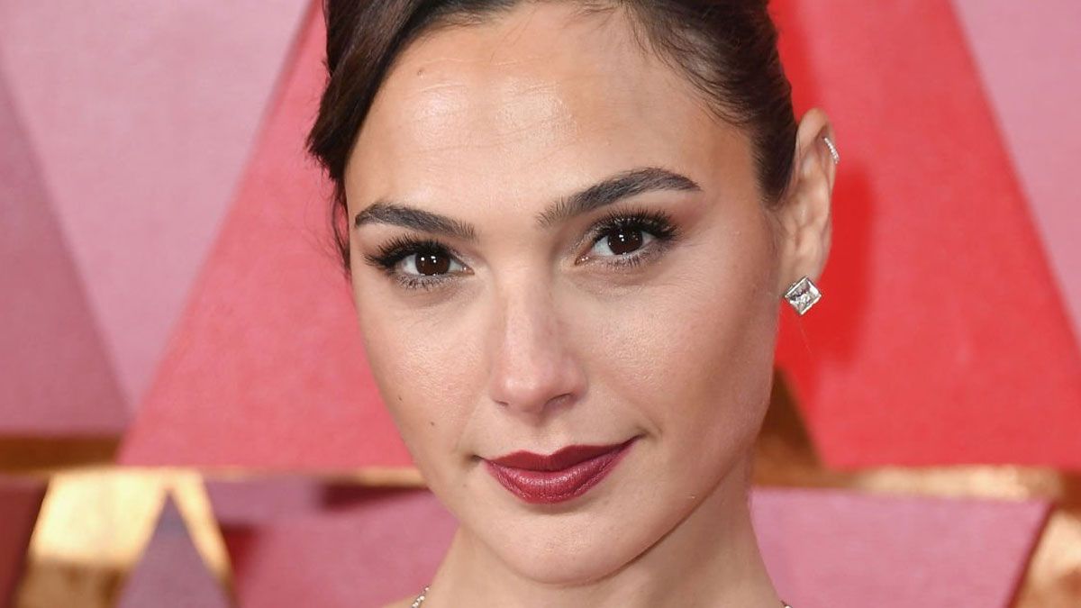 La actriz Gal Gadot interpreta a Sarah Black en la película de Netflix.