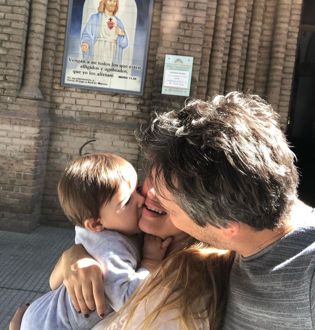 Belén Francese, Vitto y Lencinas. Esta foto fue sacada el Viernes Santo.