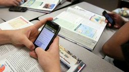 Celulares limitados en los colegios del Arzobispado.