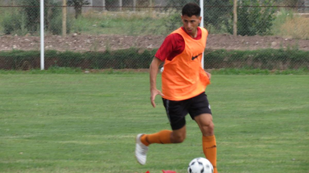 El volante Federico Bruno de FADEP: