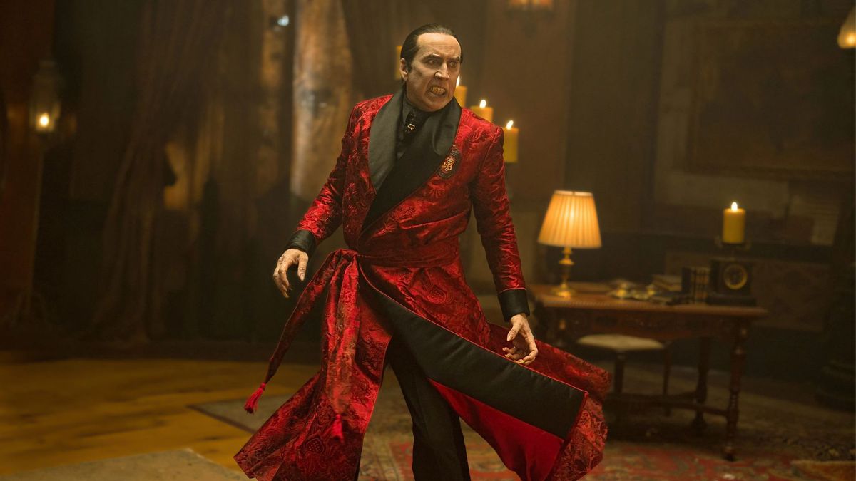 Nicolas Cage interpreta a Drácula en Renfield: Asistente de vampiro, la nueva película de Netflix. Nicolas Cage interpreta a Drácula en Renfield: Asistente de vampiro, la nueva película de Netflix.