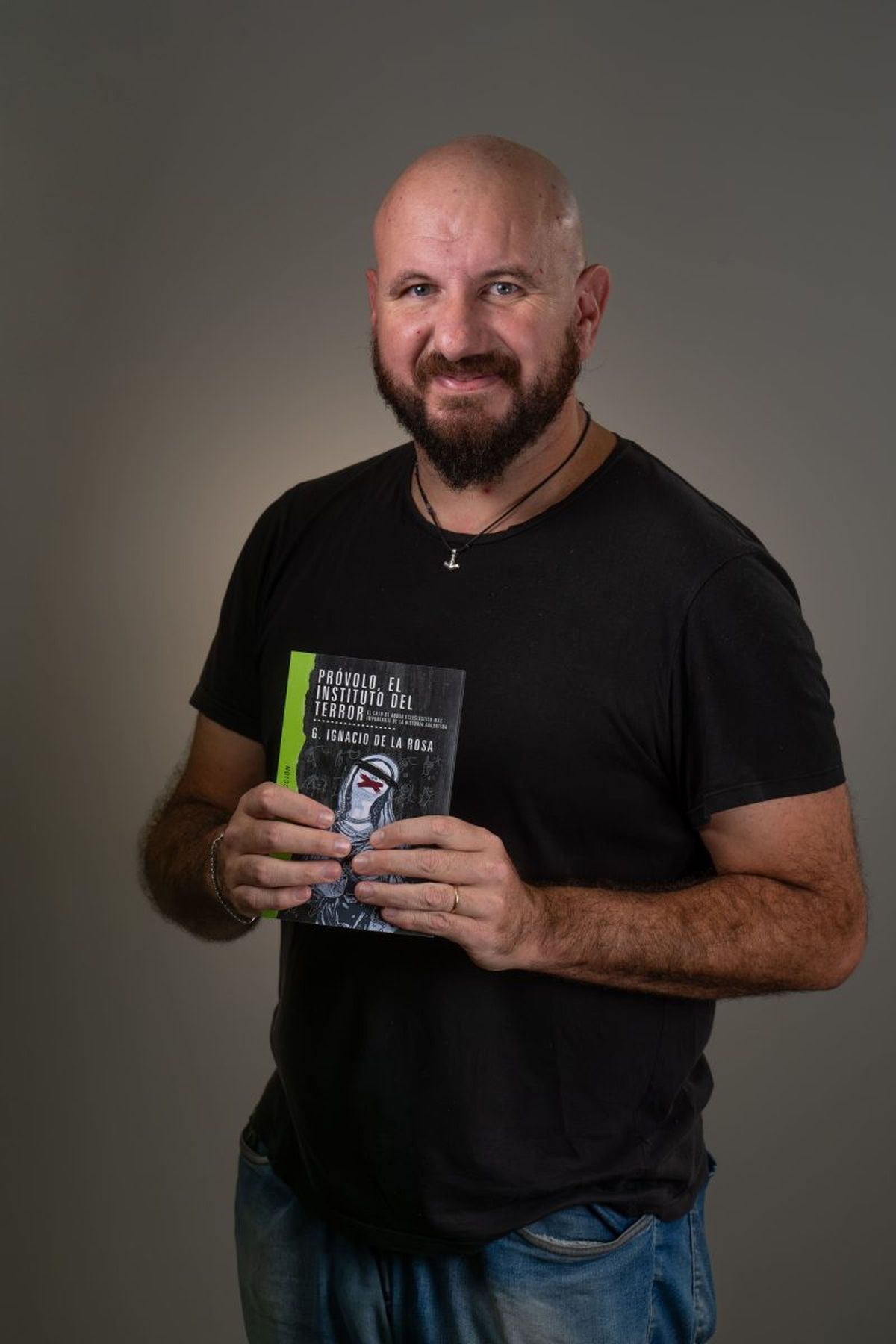 Ignacio de la Rosa presentará en la Feria del Libro la historia de los abusos en el Próvolo. Ignacio de la Rosa presentará en la Feria del Libro la historia de los abusos en el Próvolo.