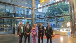 La vicegobernadora Hebe Casado y el director de Minería Jerónimo Shantal se reunieron con ejecutivos de empresas multinacionales.