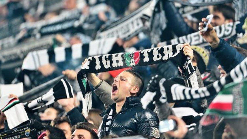 Incautaron armas a la barra de la Juventus y se encontraron con una sorpresa