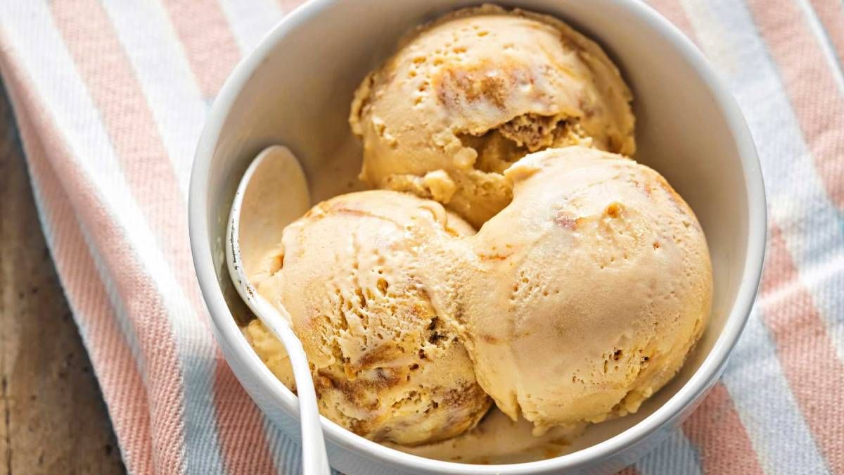 Recetas: aprende a preparar un delicioso helado de dulce de leche casero con 3 ingredientes. Foto: gentileza okdiario. Recetas: aprende a preparar un delicioso helado de dulce de leche casero con 3 ingredientes. Foto: gentileza okdiario.