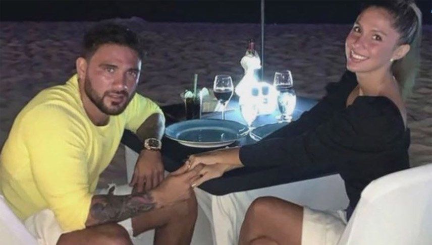 El indignante contrato que un empresario le hacía firmar a su novia