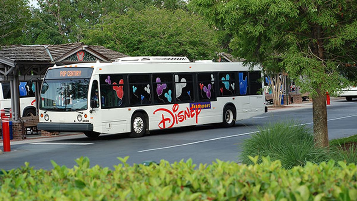 Accidente con un colectivo de Disney World dejó un muerto