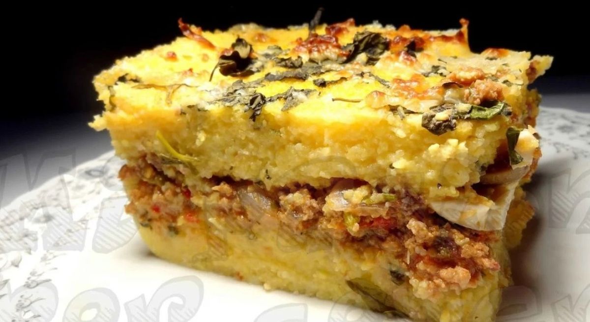 En época invernal, preparar comidas caseras y nutritivas ayudan a combatir el frío: la receta caliente y económica del pastel de polenta En época invernal, preparar comidas caseras y nutritivas ayudan a combatir el frío: la receta caliente y económica del pastel de polenta