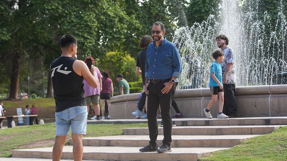 Tras un día caluroso, el pronóstico del tiempo indicó que en la noche ingresará un frente frío que hará bajar la máxima. Imagen ilustrativa. 