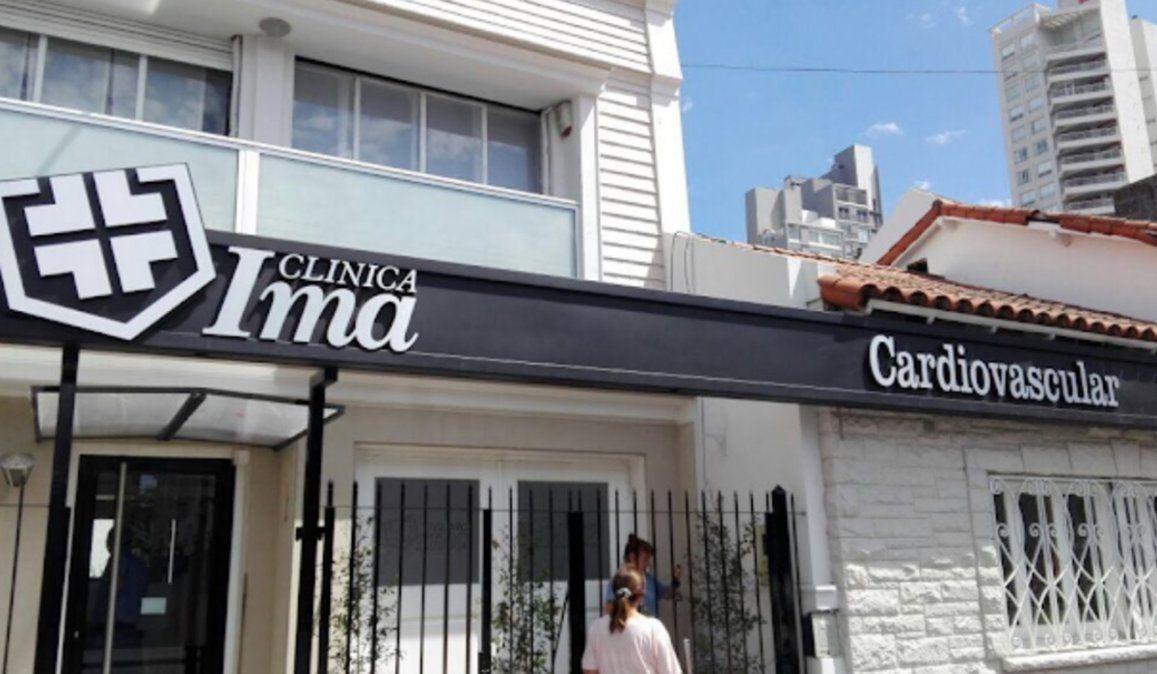 La clínica en donde un ladrón asaltó la caja de la institución y que tras un tiroteo fue abativo por un ex policía