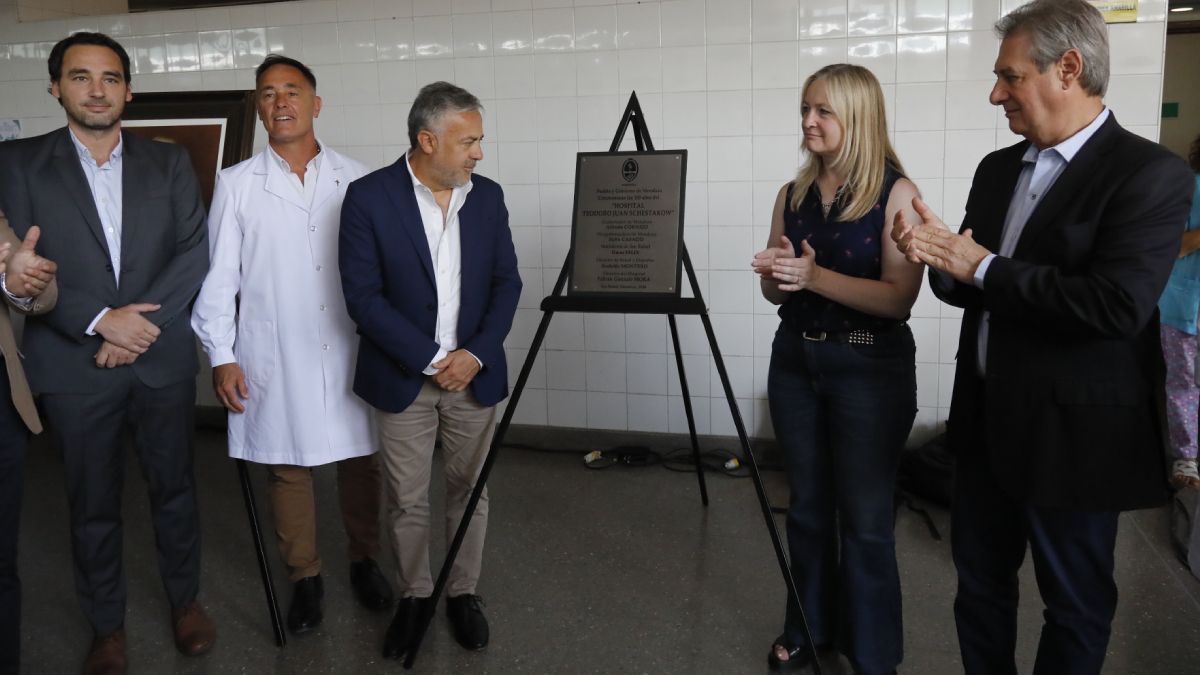 Rodolfo Montero, Fabián Mora, Alfredo Cornejo, Hebe Casado y Omar Félix. Rodolfo Montero, Fabián Mora, Alfredo Cornejo, Hebe Casado y Omar Félix.