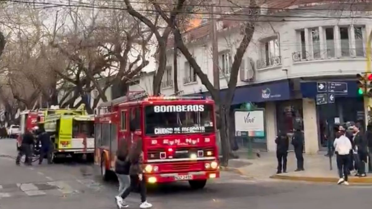 El incendio se produjo en calle 25 de Mayo y casi Colón.
