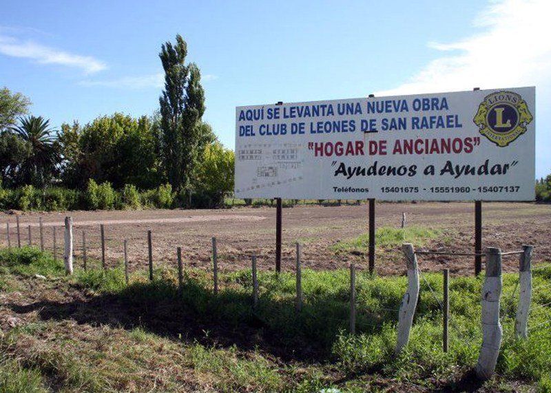 El Club de Leones trabaja para construir un asilo