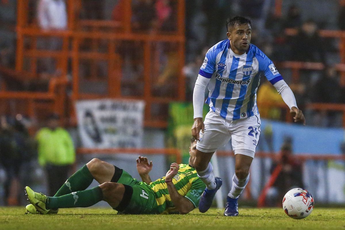 Atlético Tucumán suma en los promedios y es puntero de la Liga Profesional