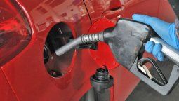 La venta de nafta premium cayó más del 20% por quinto mes consecutivo