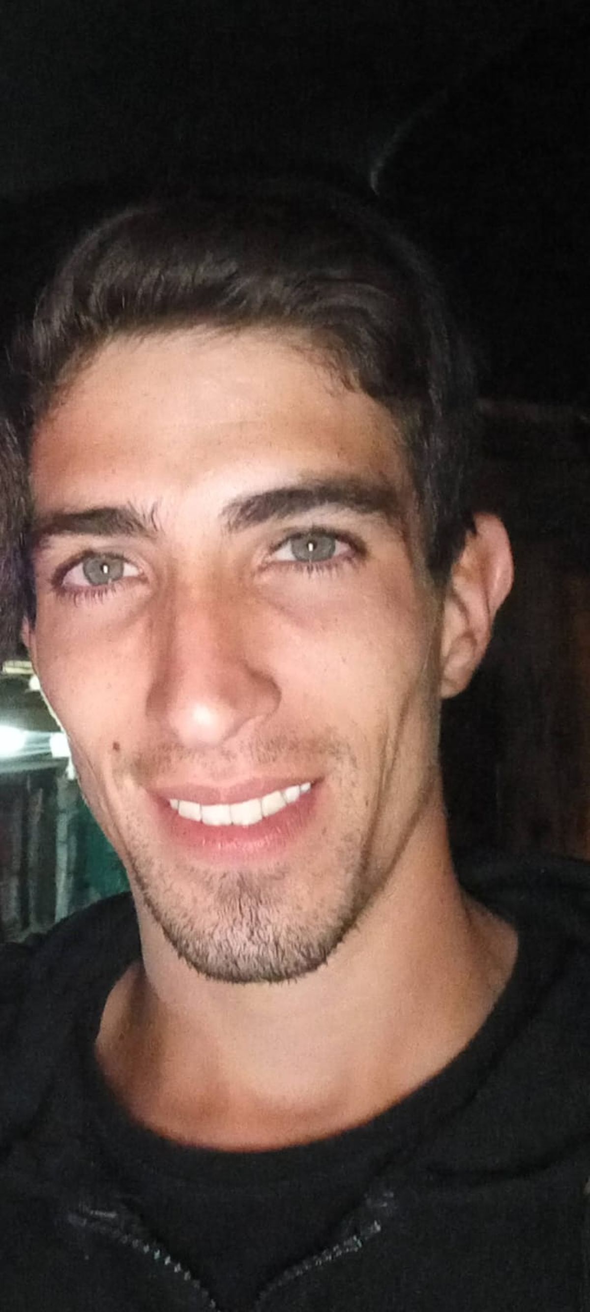Ezequiel Garay salió de su casa en Maipú, fue a un banco y nunca más apareció. Ezequiel Garay salió de su casa en Maipú, fue a un banco y nunca más apareció.
