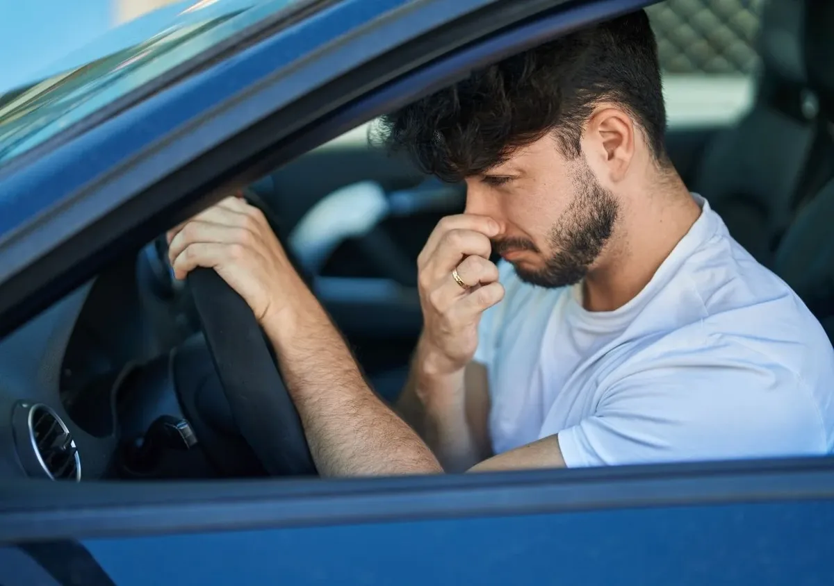 El jamais vu se puede dar en situaciones tan cotidianas como ir manejando el auto. El jamais vu se puede dar en situaciones tan cotidianas como ir manejando el auto.