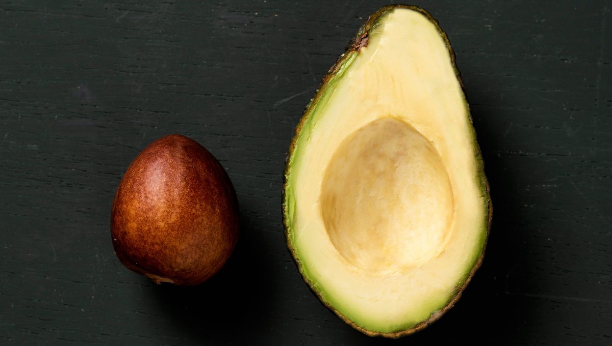 El carozo de la palta puede rayarse y usarse en tratamientos de cosmética. El carozo de la palta puede rayarse y usarse en tratamientos de cosmética. 