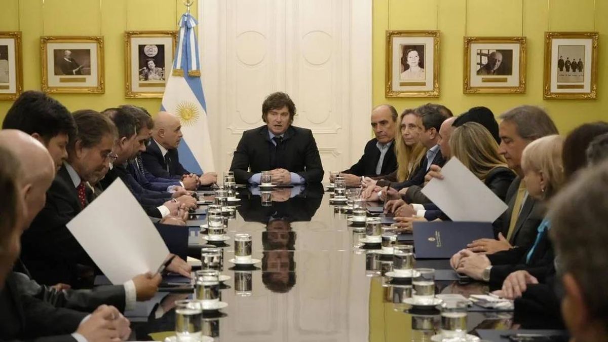 El encuentro del presidente Javier Milei con los diputados dialoguistas en la Casa Rosada.