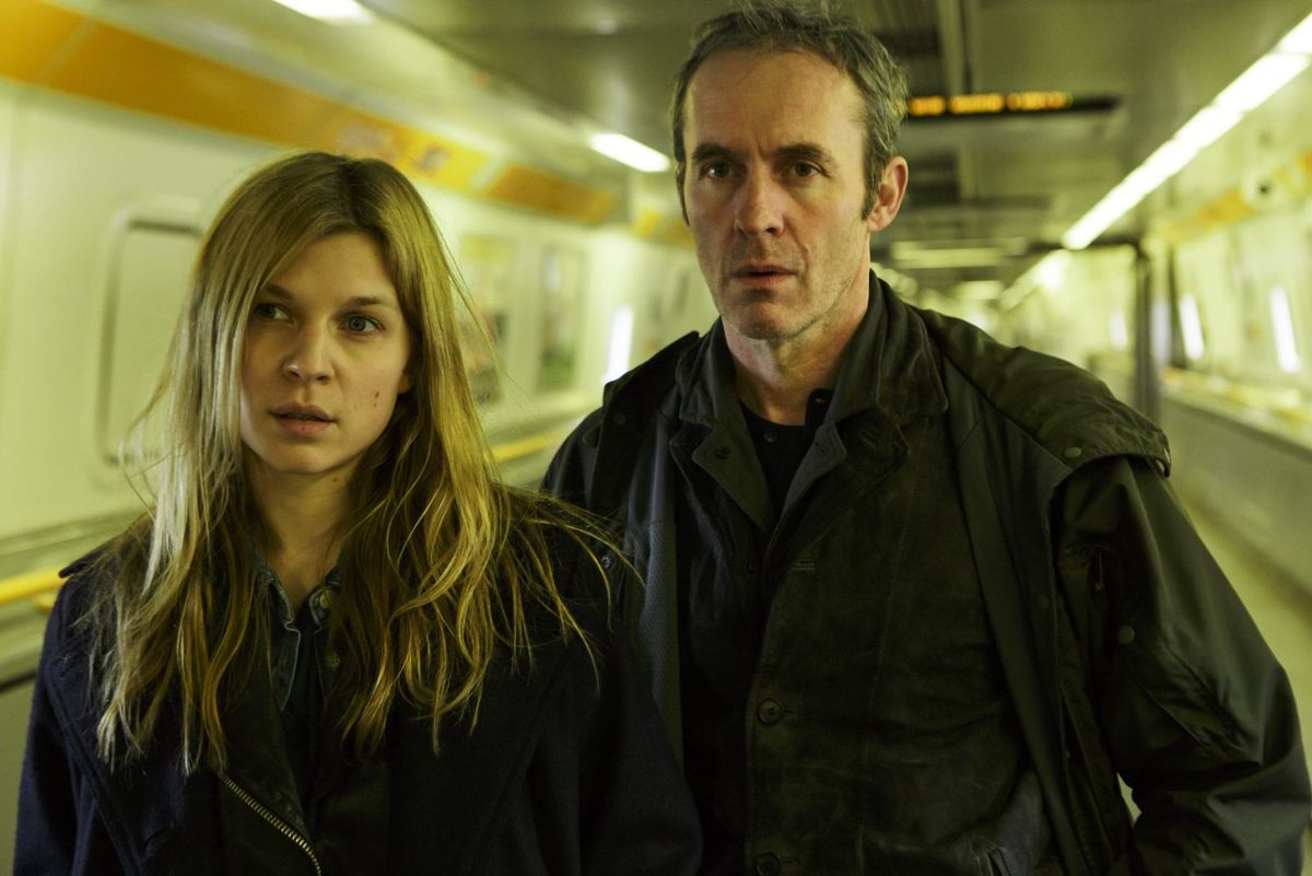 La actriz Clémence Poésy interpretó a Fleur Delacour en Harry Potter y el Cáliz de Fuego. El actor Stephen Dillane fue Stannis Baratheon en Game of Thrones.