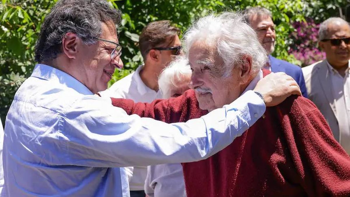 Gustavo Petro, presidente de Colombia, con Pepe Mujica. Gustavo Petro, presidente de Colombia, con Pepe Mujica.