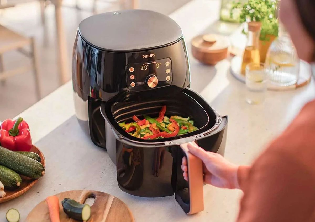 Precalentar la freidora de aire marcará la diferencia en la cocción de tus comidas. Precalentar la freidora de aire marcará la diferencia en la cocción de tus comidas.