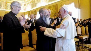Francisco criticó el uso de la religión 
