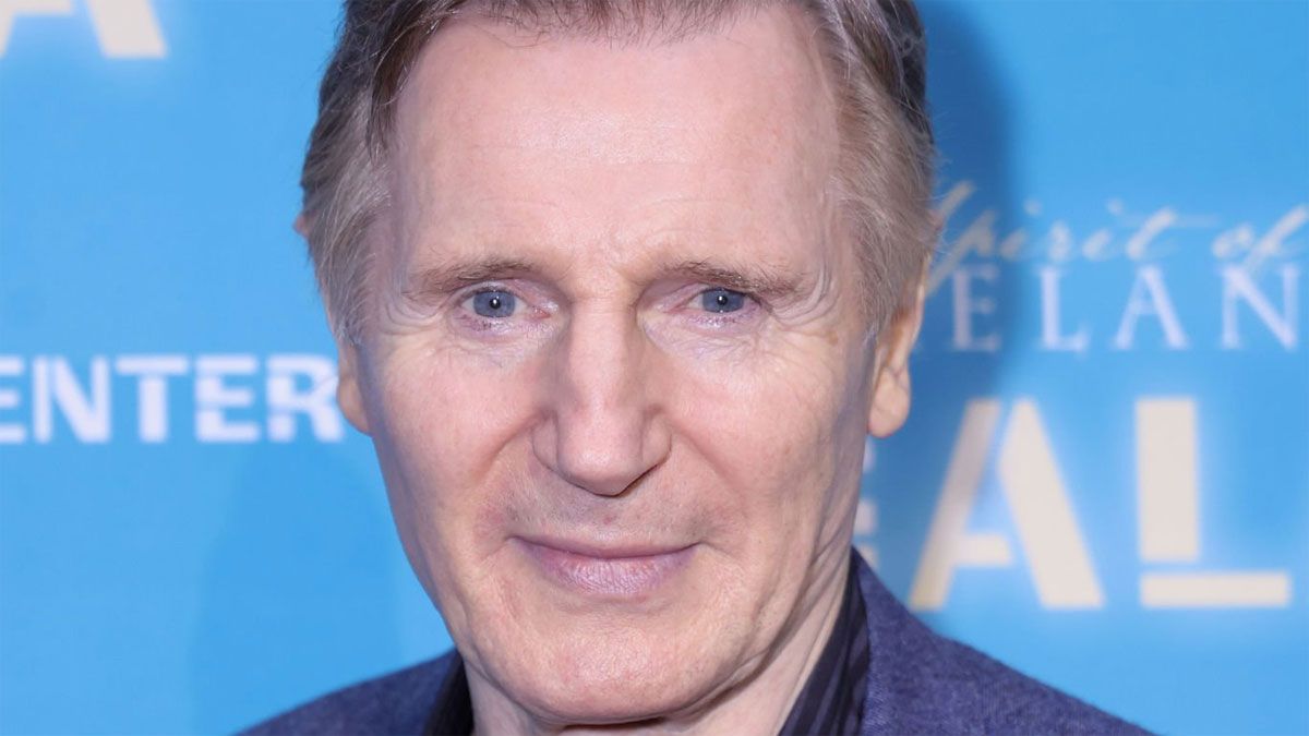 El actor Liam Neeson interpreta a un impresario en la película de Netflix.