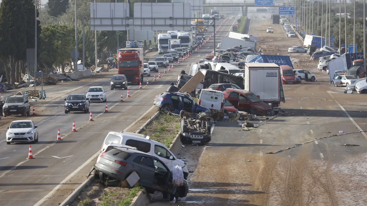 En el sitio web hay ya 953 coches registrados. En el sitio web hay ya 953 coches registrados.