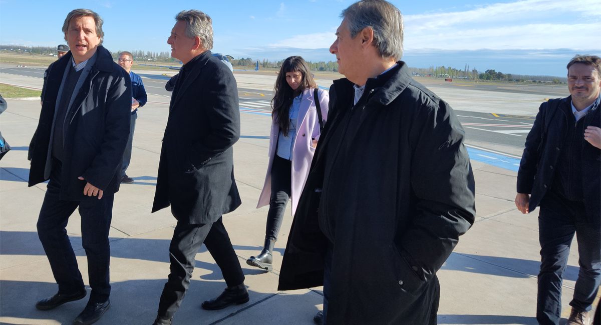 El Jefe de Gabinete y candidato a la vicepresidencia de Unión por la Patria, llegó para reforzar la campaña del peronismo mendocino y aterrizó directo en San Rafael.