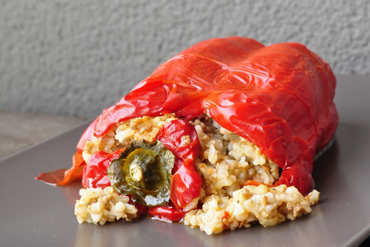 Pimientos rellenos con trigo burgol. Foto: gentileza hazteveg Pimientos rellenos con trigo burgol. Foto: gentileza hazteveg