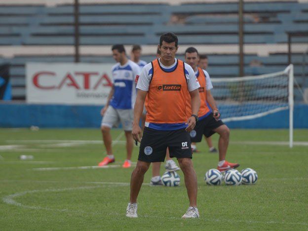 “Hay muchos que juegan al pelotazo”