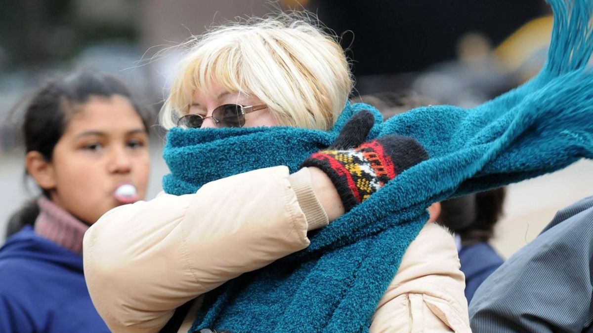 Cuidar la piel frente a las bajas temperaturas es prioritario para prevenir problemas dermatológicos en el rostro, las manos y los labios Cuidar la piel frente a las bajas temperaturas es prioritario para prevenir problemas dermatológicos en el rostro, las manos y los labios