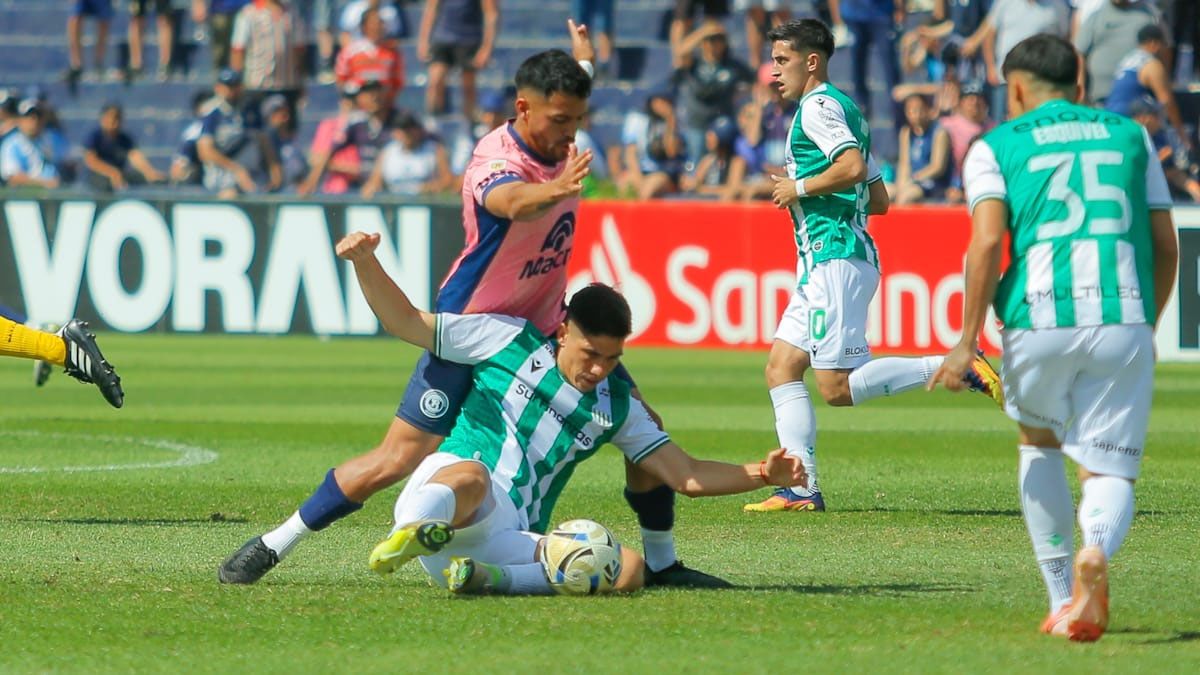 Independiente Rivadavia cay&oacute; ante Banfield.