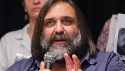 Roberto Baradel aseguró que no están dadas las condiciones para el regreso a clases. Dice que el pedido de clases presenciales es marketing político.&nbsp;