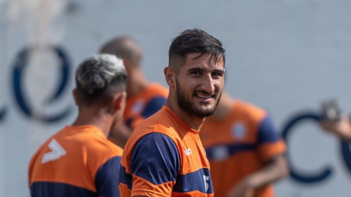 El polifuncional jugador está a un paso de sumarse al equipo de Luciano Theiler.