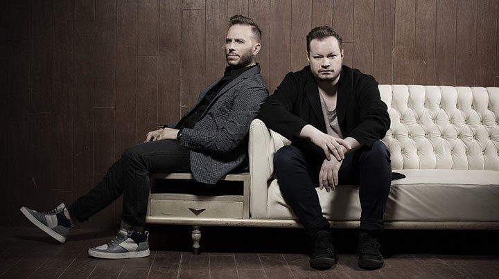 Sin Bandera llega con un show único al Arena Maipú Stadium. Sin Bandera llega con un show único al Arena Maipú Stadium.