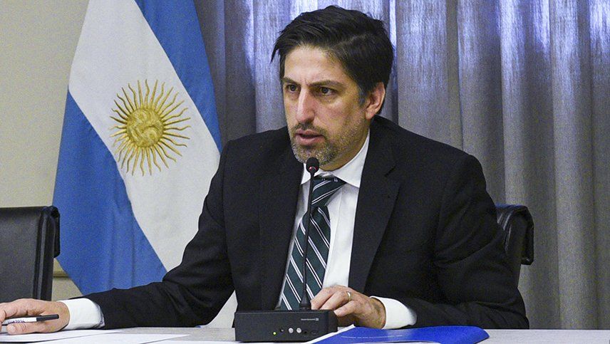 Docentes podrán comprar computadoras en 36 cuotas
