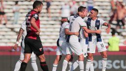 Talleres le ganó a Colón que no levanta cabeza