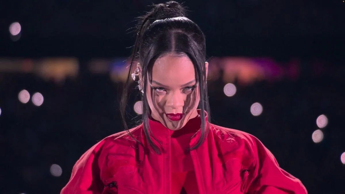 Rihanna deslumbró a todos con el show del entretiempo del Super Bowl.