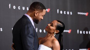 El rapero August Alsina dijo que mantuvo una relación con la mujer de Will Smith, quien dio su aprobación