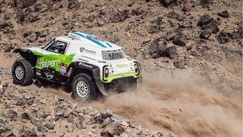 Rally Dakar 2022: tres mendocinos en el top 10 de autos
