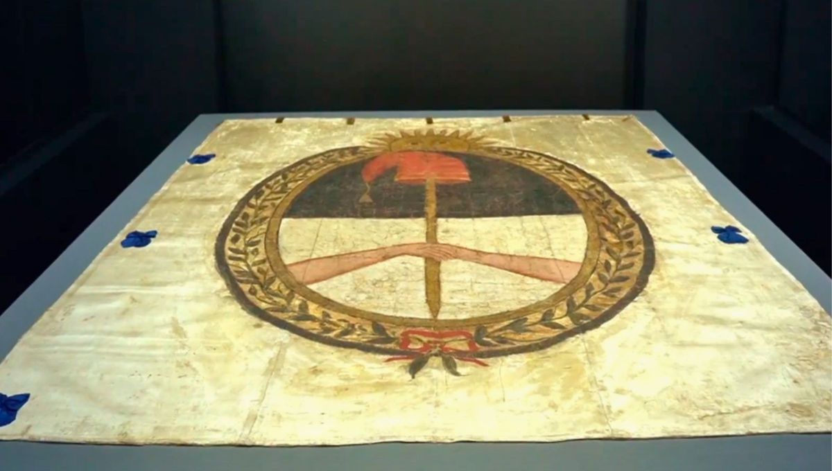 La bandera original se conserva en la Casa de Gobierno de Jujuy. La bandera original se conserva en la Casa de Gobierno de Jujuy.