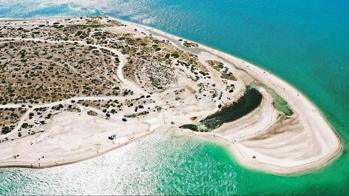 Aguas cálidas y buen descanso: cómo llegar al Caribe secreto de la Patagonia