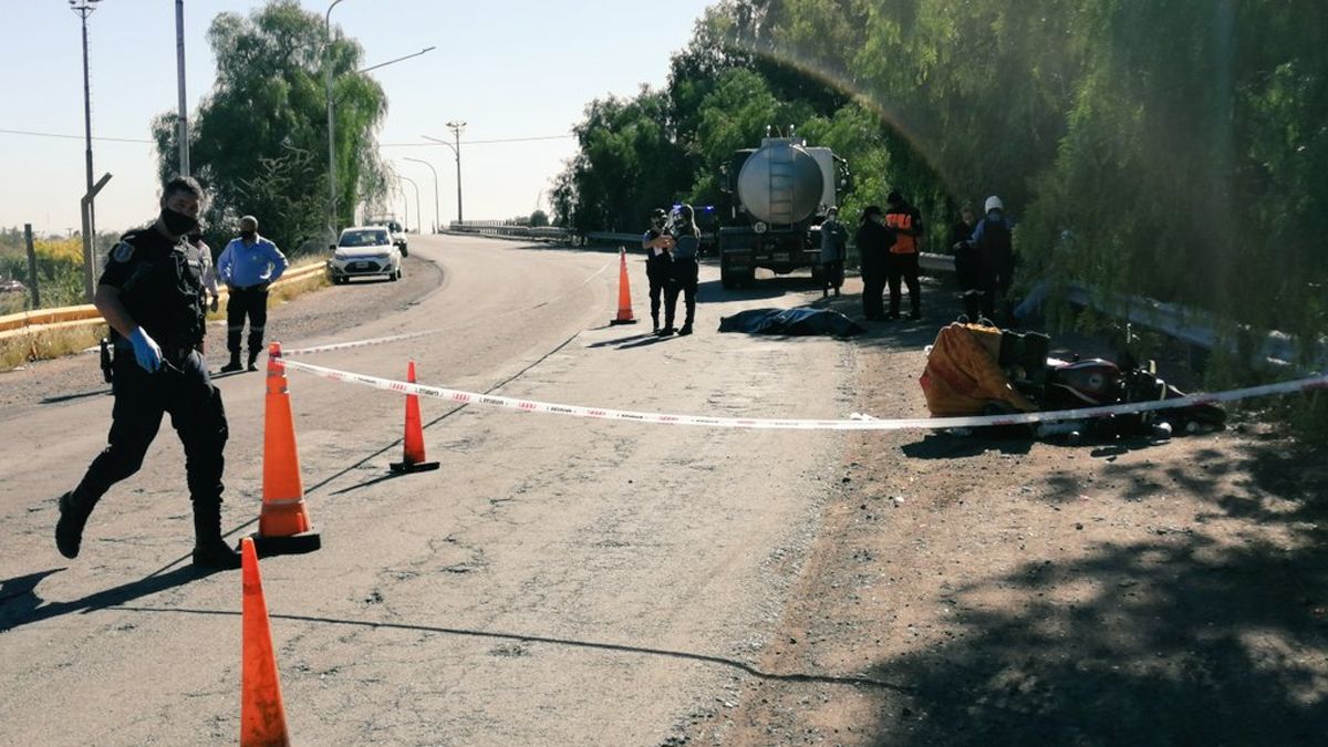 Un motociclista murió en Luján tras ser embestido por un camión