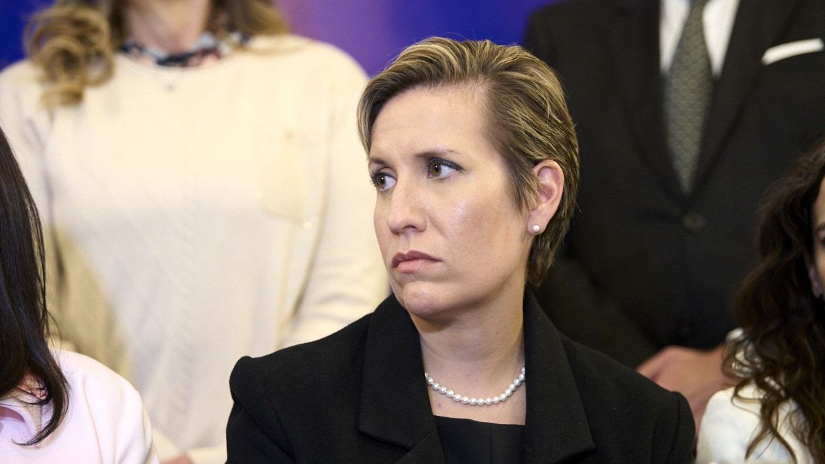 La ministra Jimena Latorre quedó en el ojo de la tormenta después de la denuncia de presunta incompatibilidad en sus cargos.